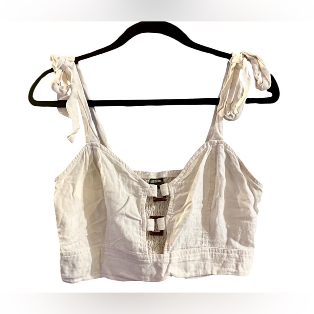 Wild Fable Women’s Keyhole Front Cinched Back Tie Strap Linen Cropped Top